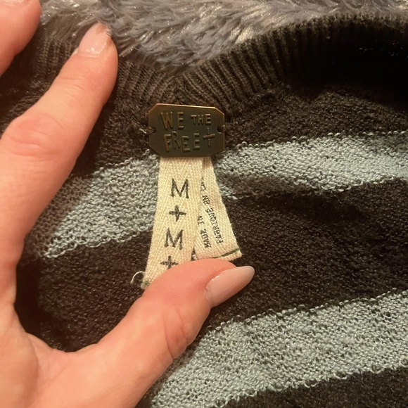 Free People Long Sleeve Tee - Picture 3 of 4